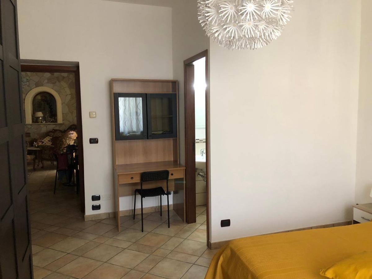 Marinette Bed & Breakfast Barcellona-Pozzo di Gotto Ngoại thất bức ảnh