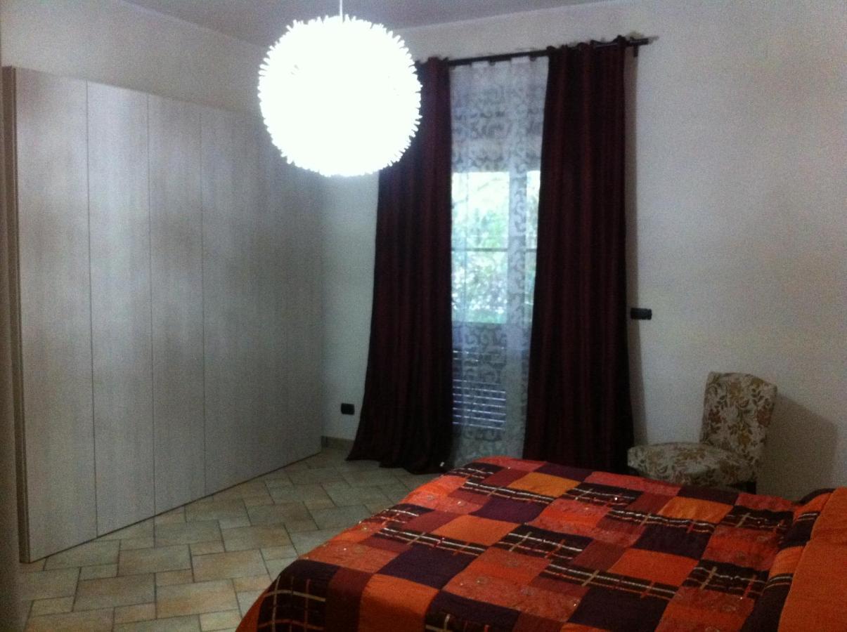 Marinette Bed & Breakfast Barcellona-Pozzo di Gotto Ngoại thất bức ảnh